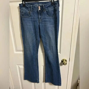 American Eagle Jeans Women's Size 6 Artist‎ Stretch